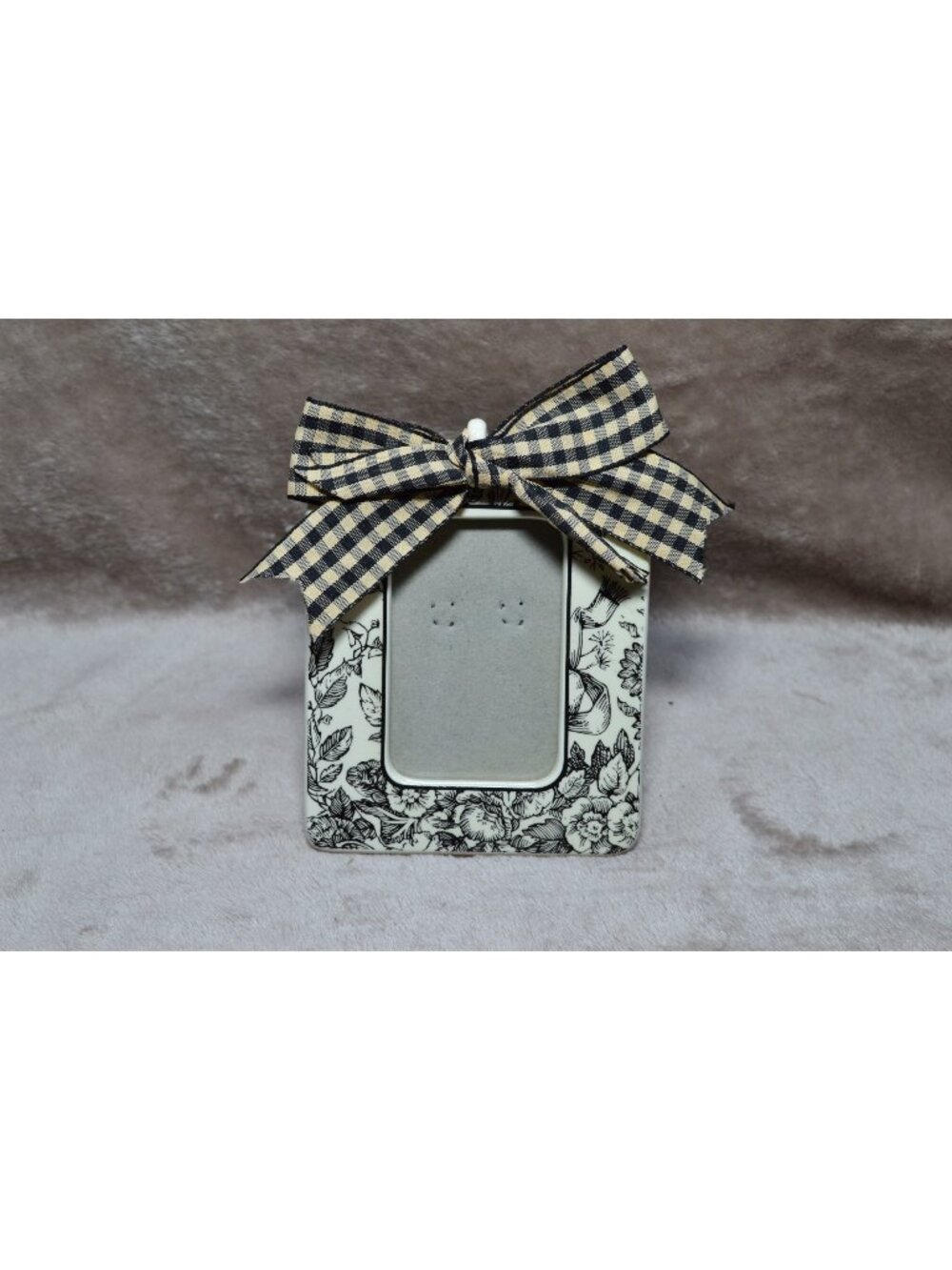 Mudpie Black Floral Ceramic Picture Photo Frame 2 x 3 Gingham Country Coquette